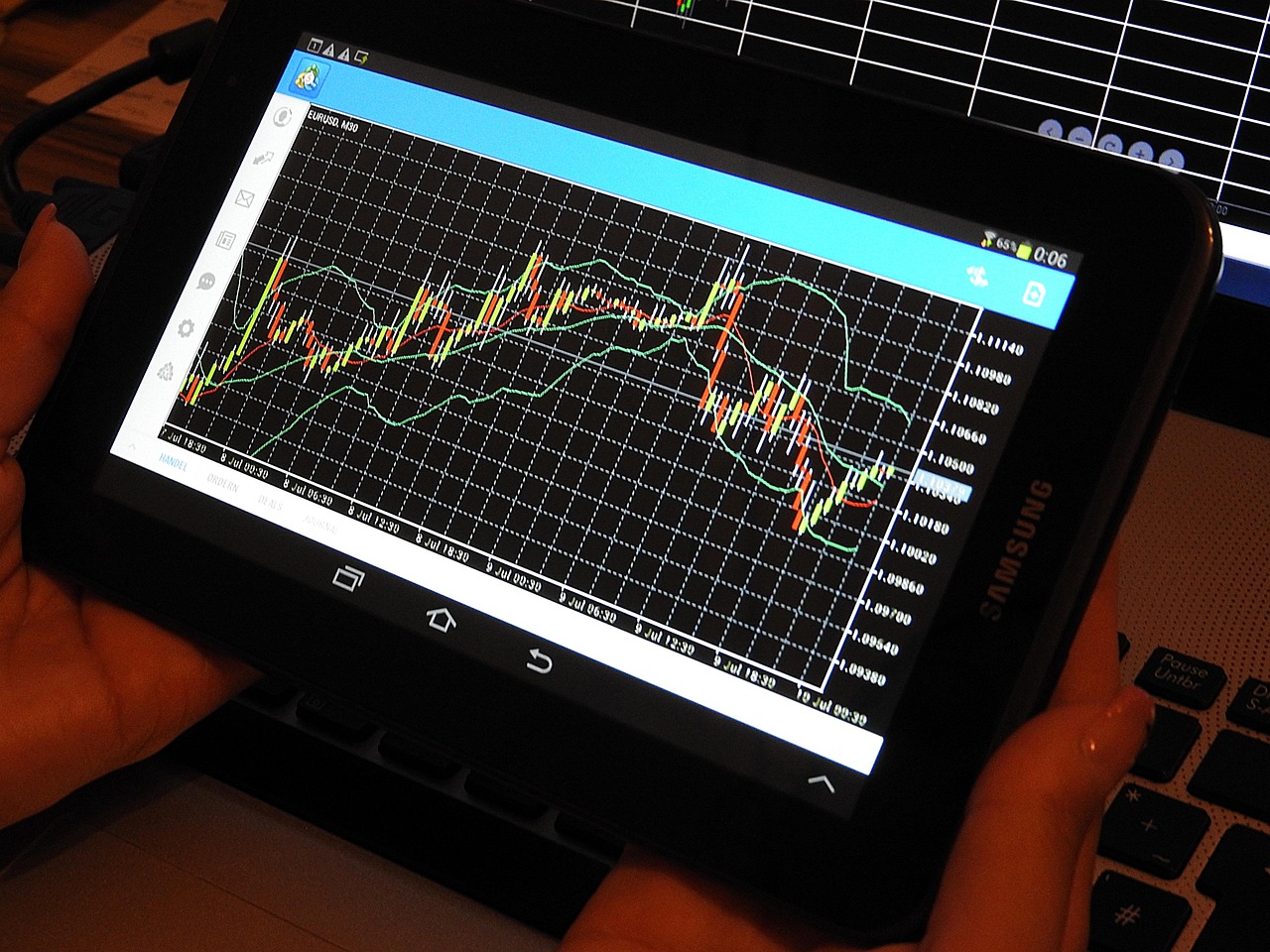 新NISAで為替ヘッジができるETFはどれですか？