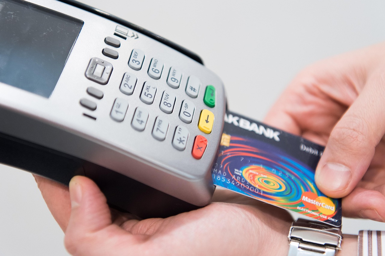 新NISAでクレジットカード利用時の上限はどのくらい？