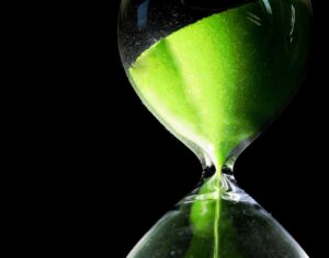 積立NISAを始めるタイミングはいつがベストなのか？