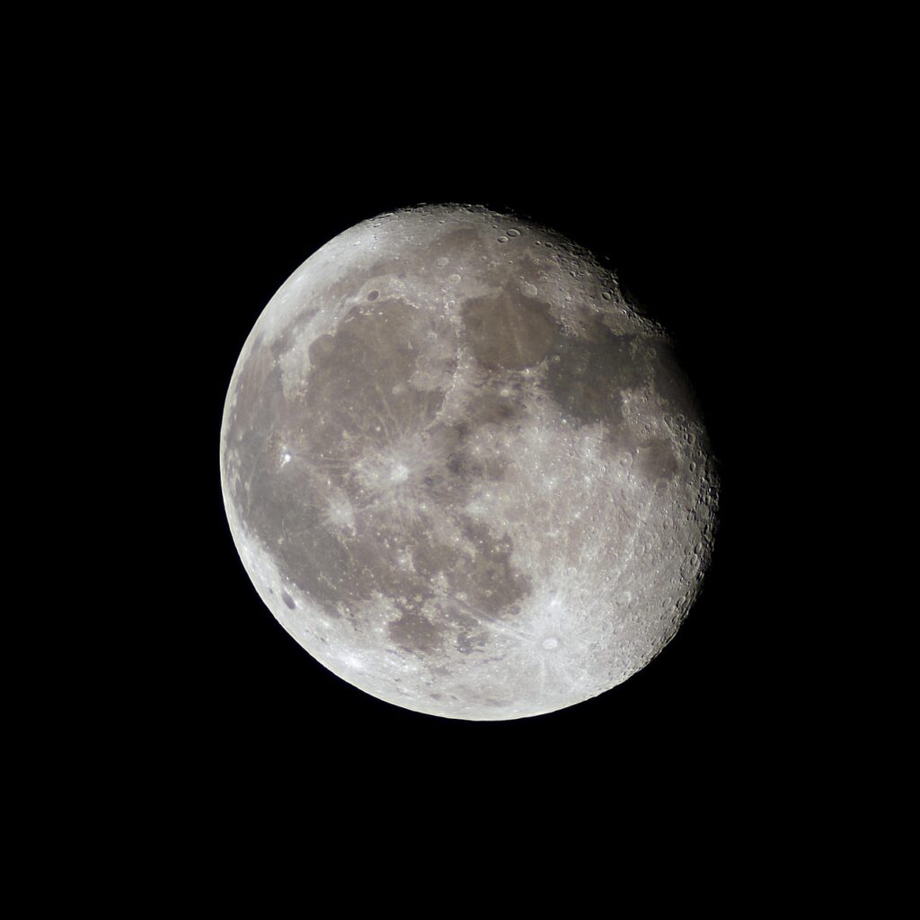 積立NISAの月上限はいくらで、どのように利用すればよいのか？