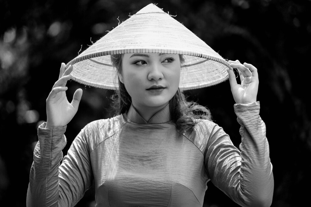 つみたてNISAと新NISAのロールオーバーについて知っておくべきことは？